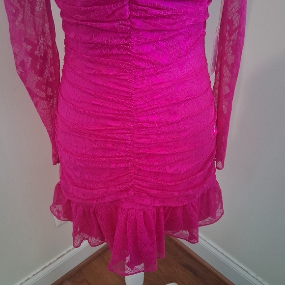 Saylor Fuchsia Pink Marcey Lace Ruched Mini Dress Small NWT - Picture 7 of 11